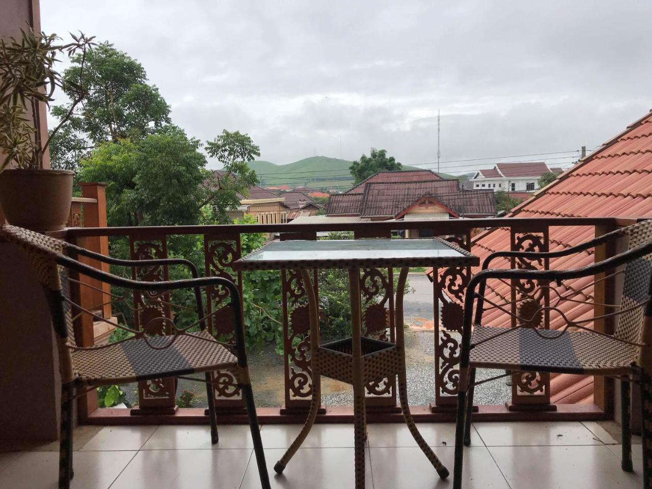 Pukyo Bed&breakfast Belgian lao Bed and Breakfast Ban Nangoy Eksteriør billede
